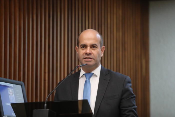 ”São dezenas de propostas legislativas que estamos estudando. Na reunião iremos apresentar, a todos os deputados e interessados no tema, uma proposta inicial de consolidação