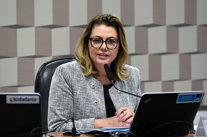 Leila Barros, presidente da Comissão do Meio Ambiente do Senado (CAS), durante reunião nesta terça-feira - Roque de Sá/Agência Senado