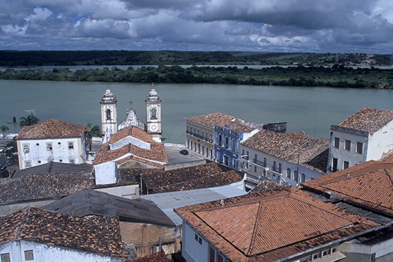 Rio São Francisco em Penedo (AL) - Foto: Zig Koch / Banco de Imagens ANA
