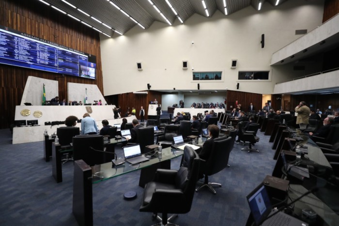 De acordo com a proposta do Poder Executivo, para garantir o abono de faltas, os alunos deverão realizar atividades à distância, reposição de conteúdos e aplicação de provas em segunda chamada. / Créditos: Orlando Kissner/Alep