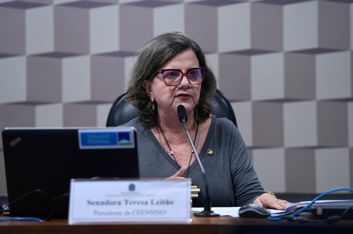 Presidente do colegiado, Teresa Leitão comandou a reunião - Foto: Edilson Rodrigues/Agência Senado