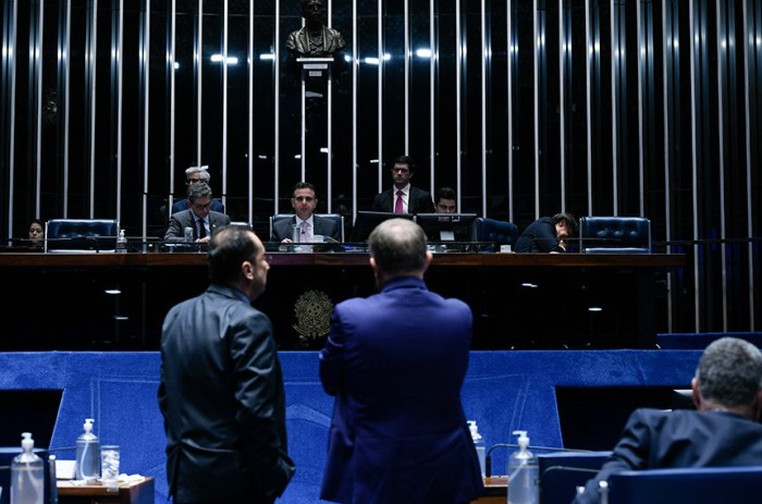 Na sessão desta quinta, senadores também aprovaram acordo do Brasil com o Canadá, sobre transporte aéreo - Foto: Edilson Rodrigues/Agência Senado