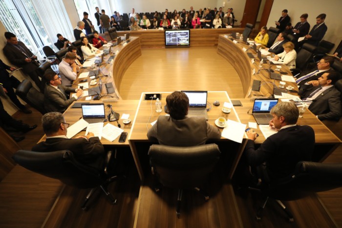Reunião aconteceu no início da tarde desta terça-feira (16), no Auditório Legislativo. / Créditos: Valdir Amaral/Alep