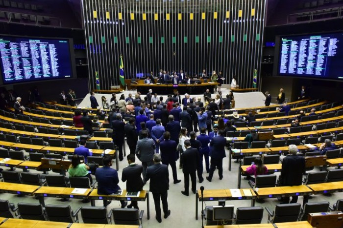 Deputados votam projetos no Plenário - (Foto: Zeca Ribeiro/Câmara dos Deputados)
