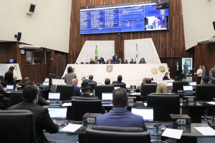 Os deputados aprovaram projetos que elevam as batalhas culturais de rima e a cultura pop à categoria de patrimônio cultural imaterial no Paraná. / Créditos: Orlando Kissner/Alep
