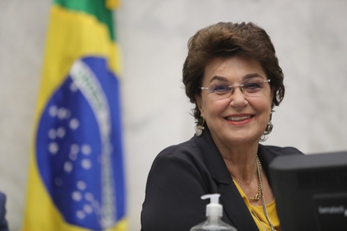 “O objetivo é dar mais segurança às mulheres nesses momentos de vulnerabilidade e impedir que elas sejam vítimas de abusos, como tantos que acompanhamos nos noticiários”, defende a deputada Cristina. / Créditos: Orlando Kissner/Alep
