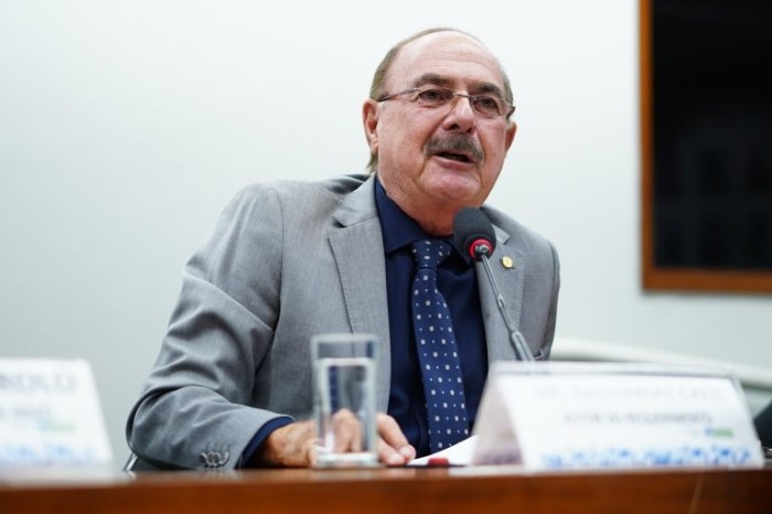 Dr. Zacharias Calil pediu a realização do debate - (Foto: Pablo Valadares/Câmara dos Deputados)