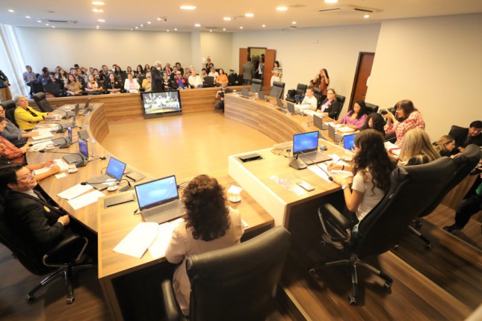 Reunião ocorreu na tarde desta quinta-feira (25), no Auditório Legislativo. / Créditos: Valdir Amaral/Alep
