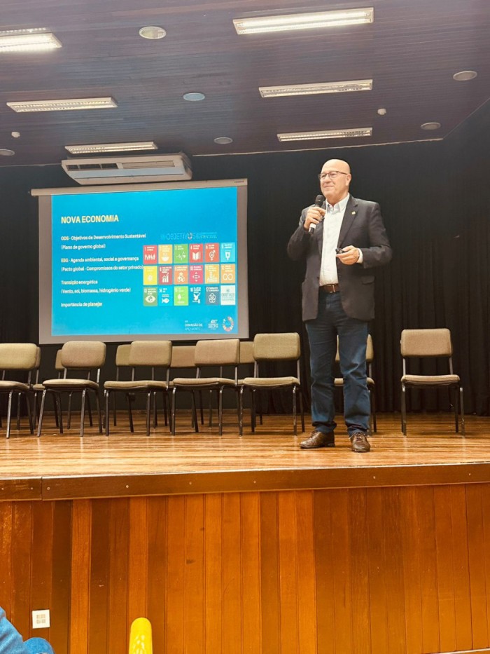 Os encontros regionais foram organizados pelo secretário estadual do Planejamento, Guto Silva, e aconteceram em Castro, Ponta Grossa, Francisco Beltrão e Pato Branco. / Créditos: Divulgação