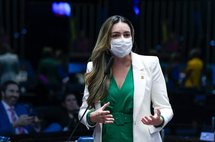 Relatora do PL 1.852/2023, Augusta Brito comemorou em Plenário sua aprovação pela CCJ - Foto: Roque de Sá/Agência Senado