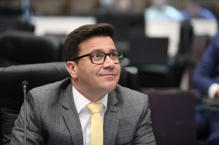 Para o coordenador da Frente Parlamentar das Estatais e Empresas Públicas, deputado Arilson Chiorato (PT), o diálogo com diferentes setores da sociedade é importante para ter uma visão mais ampla do processo. / Créditos: Valdir Amaral/Alep