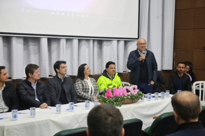 A parceria da Assembleia Legislativa com o Estado, segundo Romanelli, está levando o programa 