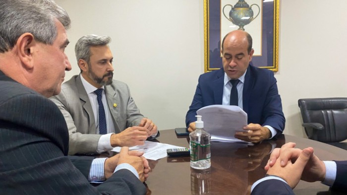 “Estamos todos comprometidos com as demandas dos setores, fizemos visitas externas e nos organizamos para pautar os assuntos da comissão aqui na Casa”, destaca o deputado Fabio Oliveira, presidente da CCTIES. / Créditos: Divulgação