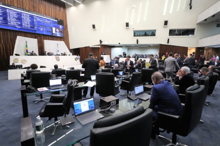 O Governo explica que pretende conferir mais eficiência e agilidade às demandas dos colégios agrícolas e florestais. / Créditos: Orlando Kissner/Alep