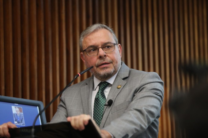 “Trata-se de uma demanda importantíssima, pois muitos se desdobram em viagens para locais aonde os filhos ou dependentes realizam o tratamento, ou residem longe da família