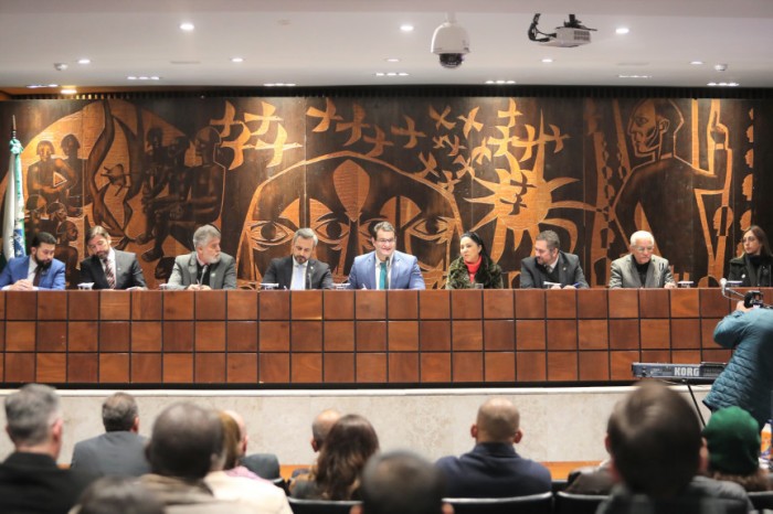 Solenidade ocorreu na manhã desta terça-feira (20), no Plenarinho da Assembleia Legislativa. / Créditos: Valdir Amaral/Alep