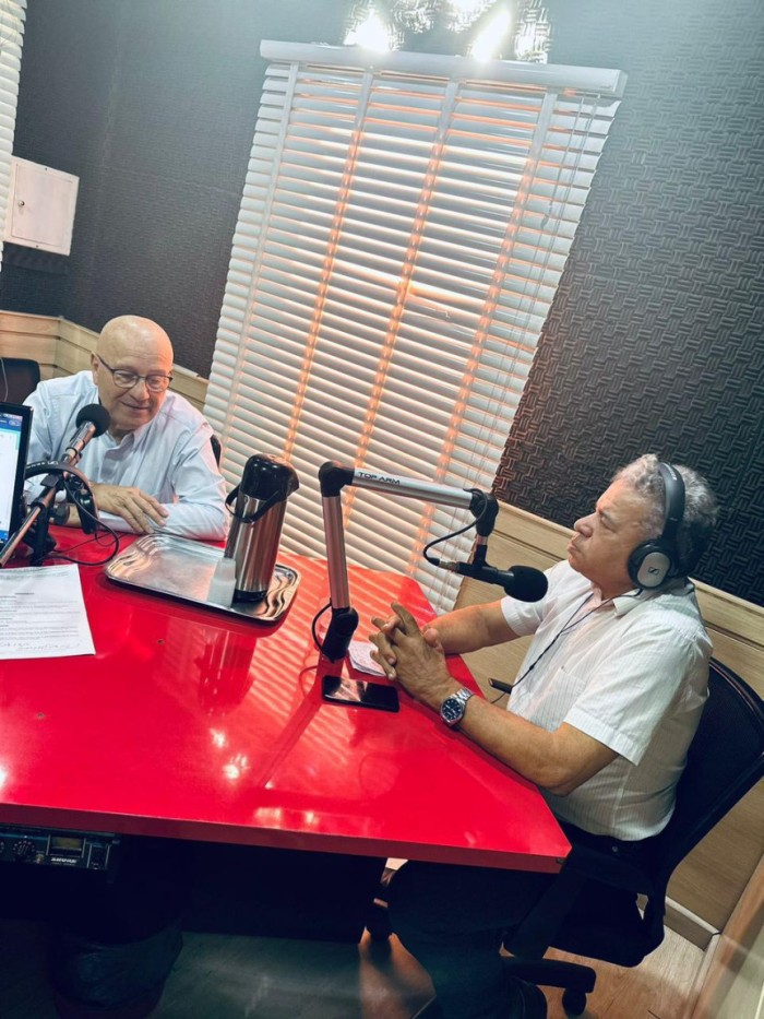 Romanelli enfatiza que a concessão das rodovias paranaenses terá duração de 30 anos e ressalta os esforços da Assembleia Legislativa para garantir o leilão pela menor tarifa e derrotar o modelo híbrido que pretendia cobrar taxa de outorga dos usuários. / 