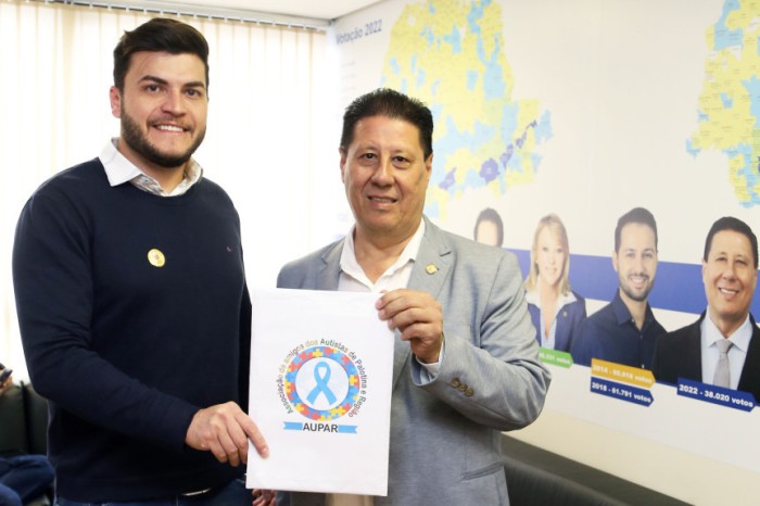 O vereador de Palotina, Thiago Mostachio, e deputado estadual Adão Litro. / Créditos: Divulgação