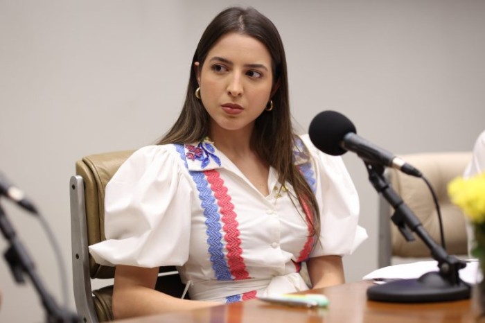 Para Amanda Gentil, a morte violenta dos pais repercute no luto infantil e compromete o desenvolvimento - (Foto: MyKe Sena/Câmara dos Deputados)