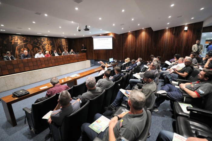 Encontro aconteceu na manhã desta terça-feira (22), no Plenarinho da Casa. / Créditos: Orlando Kissner/Alep