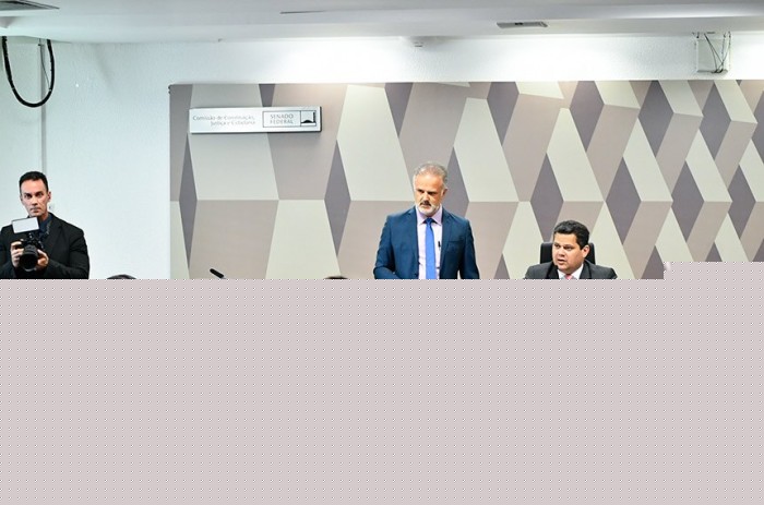 A PEC 38/2022, de Rogério Carvalho, tem relatório favorável de Jorge Kajuru e volta para a deliberação do Plenário - Foto: Geraldo Magela/Agência Senado