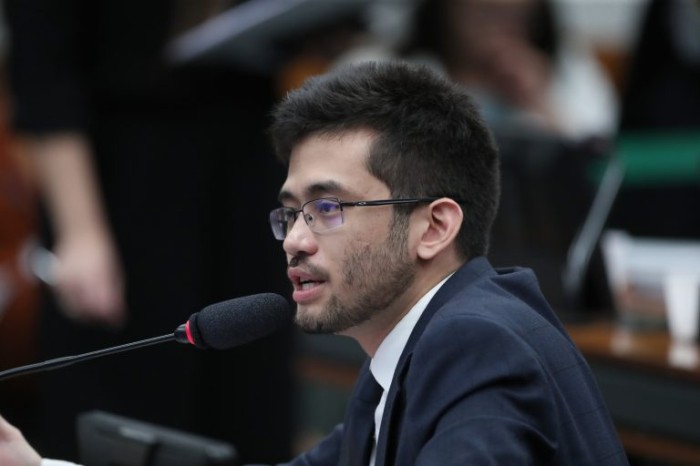 Kim Kataguiri considera que projeto respeita 