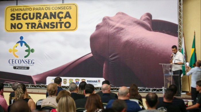 O evento, que aconteceu na sede da Cidade da Polícia em Curitiba, reuniu representantes de 40 CONSEGs do estado e teve como objetivo discutir estratégias para reduzir mortes, lesões e prejuízos decorrentes de acidentes e crimes no trânsito. / Créditos: Di