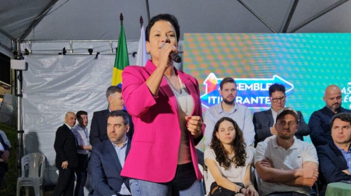 “Como deputada estadual eleita prioritariamente por Pinhais e também pela região metropolitana, estou trabalhando muito pelos municípios, levando recursos e os serviços que a população realmente precisa. E me orgulha muito homenagear essas pessoas que rep