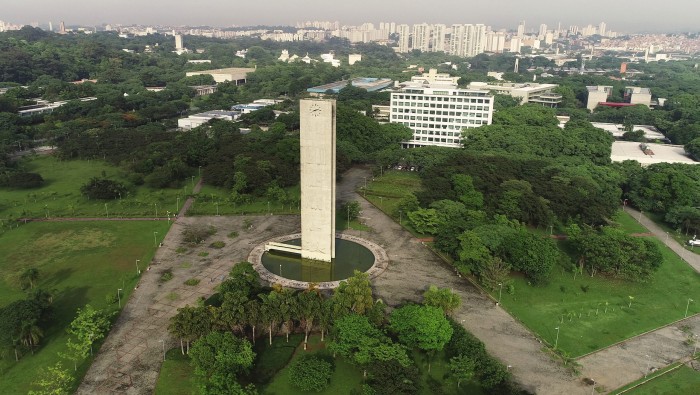 USP ficou entre as 100 melhores instituições do mundo em duas: Ambiente de pesquisa e Ensino.