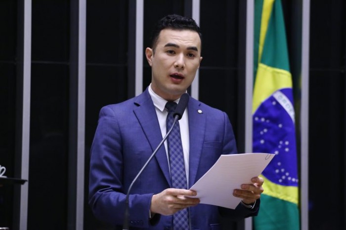 O autor da proposta, deputado Pedro Aihara - (Foto: Vinicius Loures/Câmara dos Deputados)
