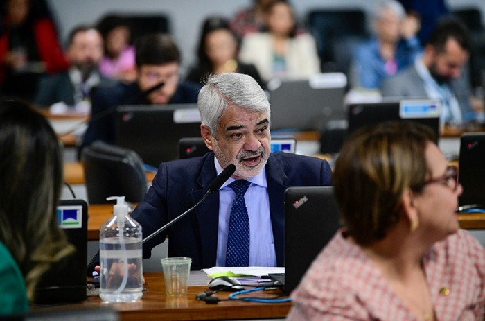 Humberto: cargos são necessários para reposição da força de trabalho nos quadros da Secretaria do STM e das Auditorias da Justiça Militar da União - Foto: Edilson Rodrigues/Agência Senado