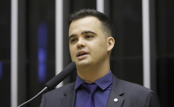 Junio Amaral recomendou a aprovação de substitutivo - (Foto: Gilmar Félix / Câmara dos Deputados)