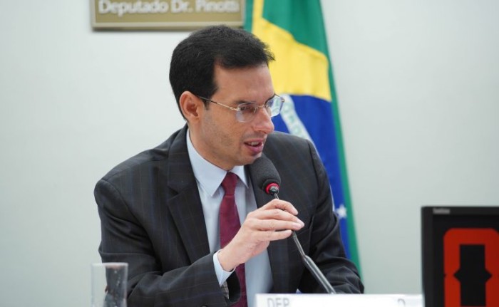 Leo Prates foi eleito presidente da comissão - (Foto: Will Shutter / Câmara dos Deputados)